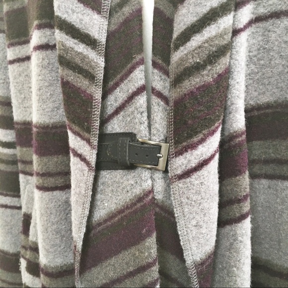 Savile Row Wool Blend Buckle Front Cardigan Large - Picture 2 of 5